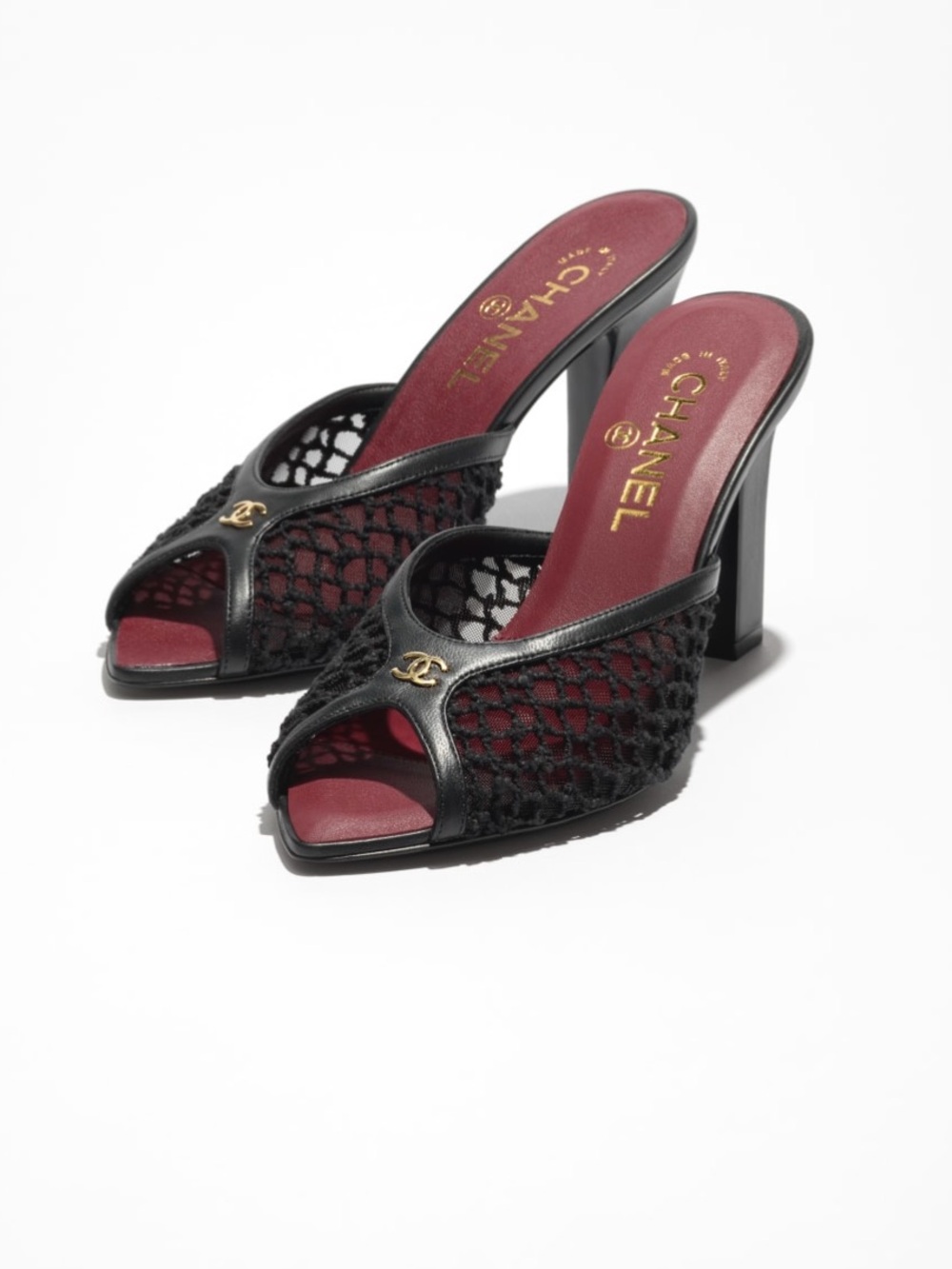 CHANEL Coco beach 37.5 Black Mesh Open-Toe Mule with Gold CC Accent NWT - Picture 2 of 9